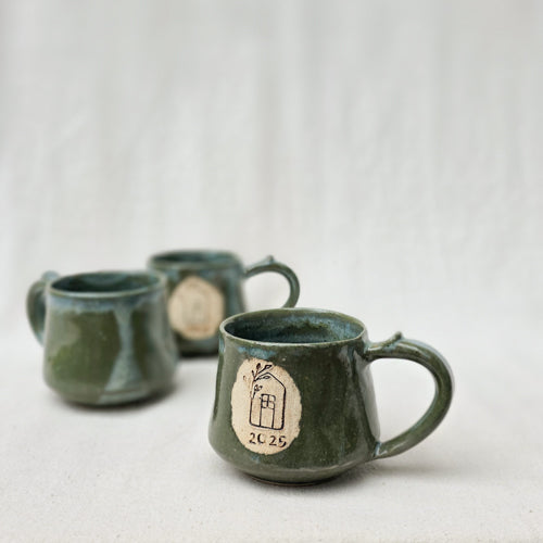 Patterned Ceramic Cup with Two Design Options